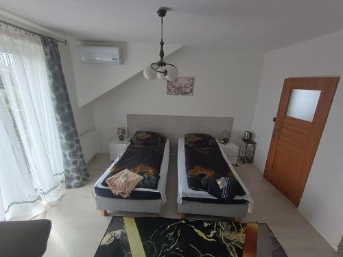 Jedlnia-Letnisko House | White House - pokoje gościnne