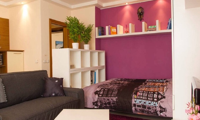 Sofia Apartment | White Lady - Chic And Cosy Studio