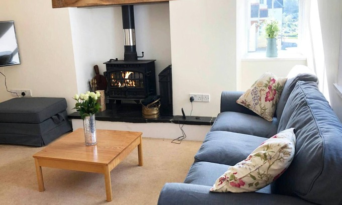 Aberporth Cottage | White Lion, Aberporth