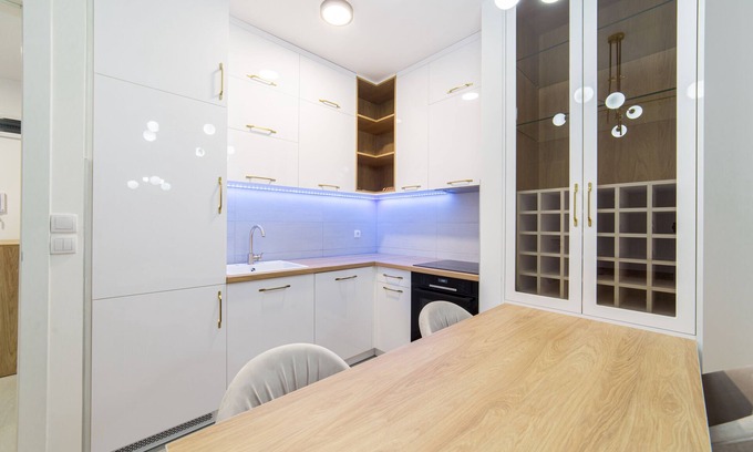 East Sarajevo Apartment | White lux apartment+garage