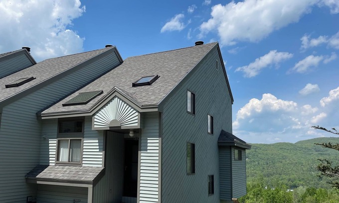 Thornton House | White Mountains TH Waterville Estates - Mad River Valley ViewsnAir Conditioning