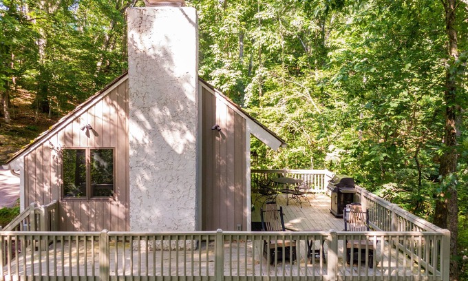 Boone House | White Oak Cabin - Charming Valle Crucis-area Cottage!