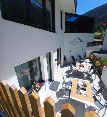 Galtur Apartment | White Peak