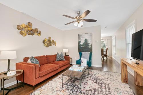 Asheville House | White Pine Sycamore by AvantStay Near Downtown