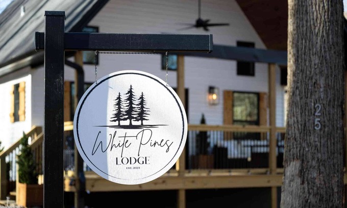 Clarkson House | White Pines Lodge Wooded Retreat