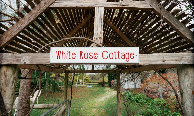 Chum Creek House | White Rose Cottage Healesville