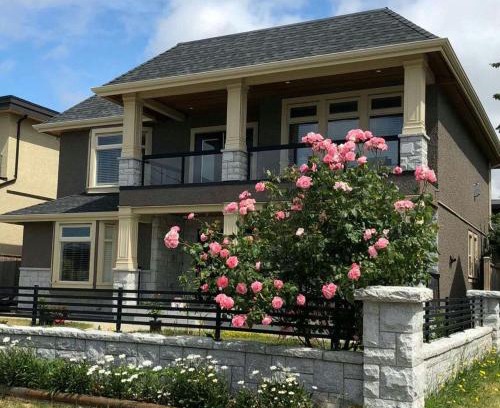 White Rock Bed & Breakfast | White Rose House