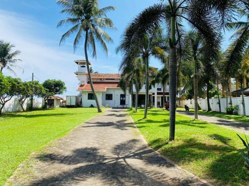 Thalpitiya Hotel | White Sand Beach Villa Wadduwa