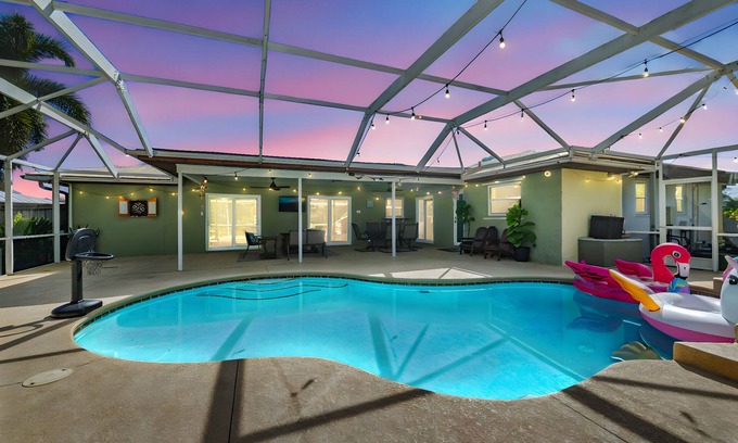 Port Saint Lucie House | White Sands Escape – Heated Pool & Fire Pit