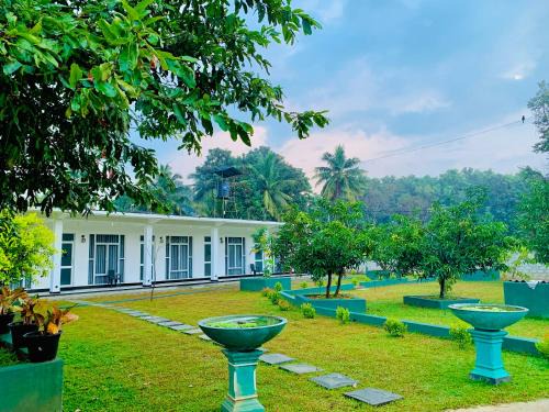 Polonnaruwa Hotel | White Shine Hotel