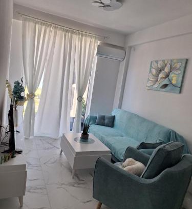 Nov Dojran Apartment | White Sky