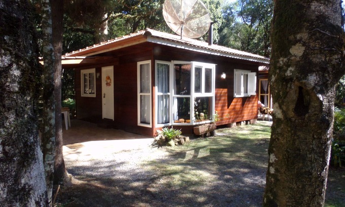 Gramado House | White snow chalet in the mountain lawn nook