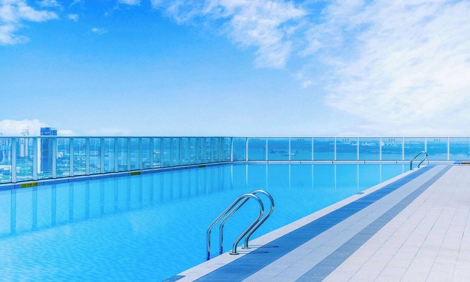 Chikan District Hotel | White Swan Hotel Zhangjiang