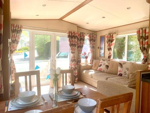 Bembridge Resort | Whitecliff Bay Seaside Caravan