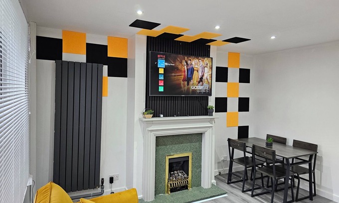 Whitehaven House | Whitehaven Stylish Home