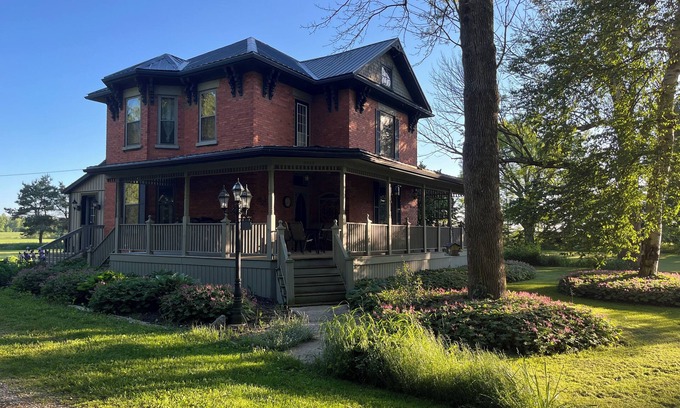 Palmerston Other | Whites Junction Rural Retreat - cozy farmhouse with small town charm