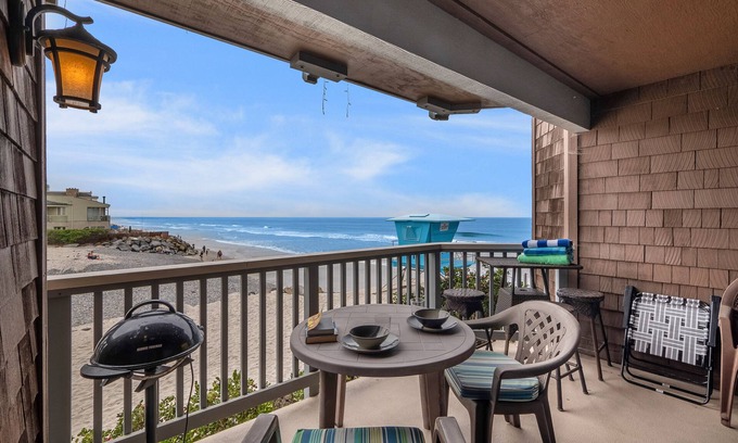 South Oceanside Condo | Whitewater Village Retreat B Ocean-view condo with private deck, fireplace, & easy beach access