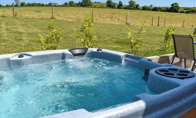 East Woodyates Cottage | Whitey Top Country Lodge