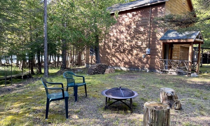 Drummond Apartment | Whitney Bay Getaway Bunkhouse on Drummond Island