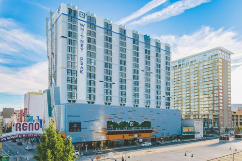 Downtown Reno Hotel | Whitney Peak Hotel Reno, Tapestry Collection by Hilton