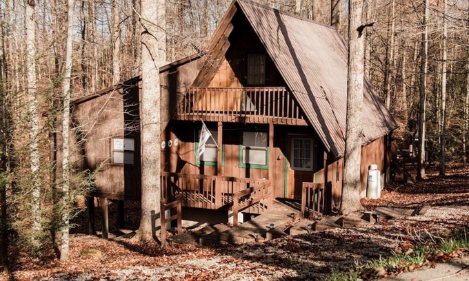 Wellington Cabin | Whitts Acres Cabin*RRG/Cave Run*