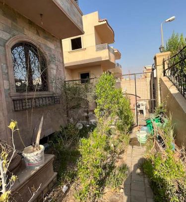 Badr Apartment | Whole floor in Villa with access to garden and BBQ