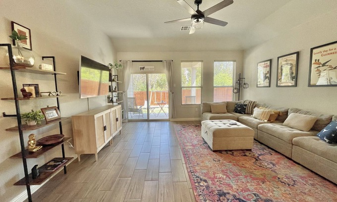 Austin House | Whole home! 3BR/2BA Family-Friendly Rental Near Austin Airport–Great Amenities!