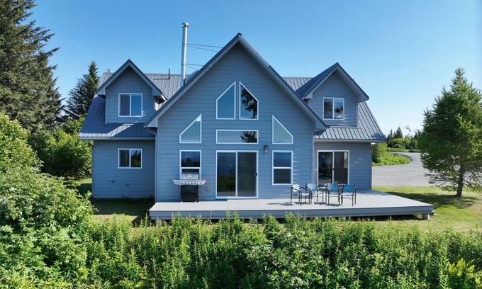 Anchor Point House | Whole house, Stariski Creek, BEAUTIFUL view!