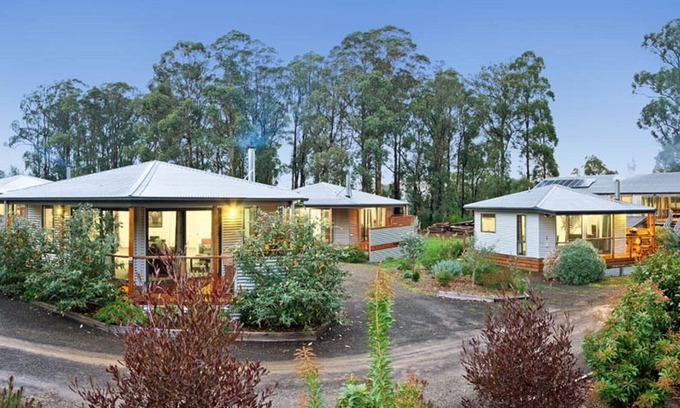 Kinglake Bed & Breakfast | Whole Property - Karma Kinglake