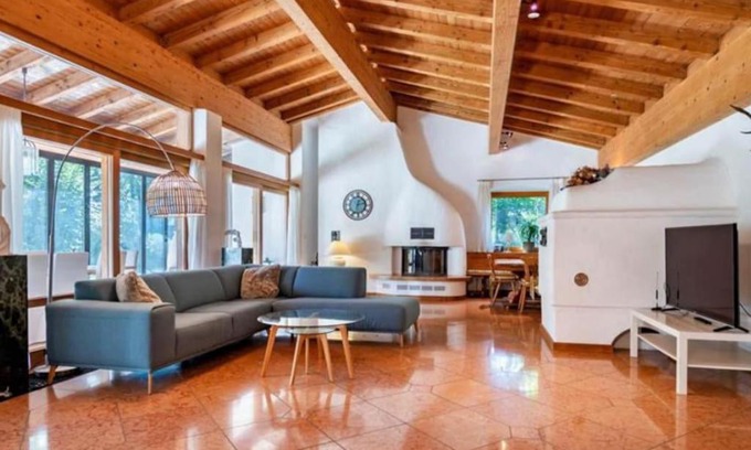 Feldkirchen-Westerham Villa | whole villa Munich, Alps view, Quiet and spacious