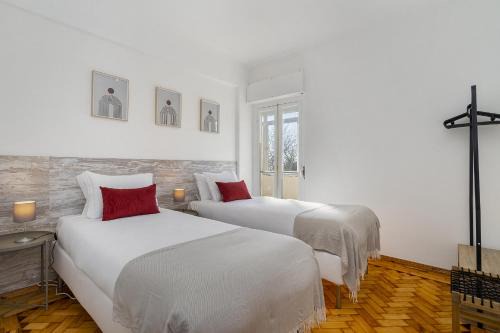 Alges Apartment | WHome Peaceful Algés Family Home away from City Noise