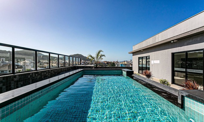 Ingleses Centro Apartment | WI-FI 100MB | Barbecue and rooftop pool #IA12