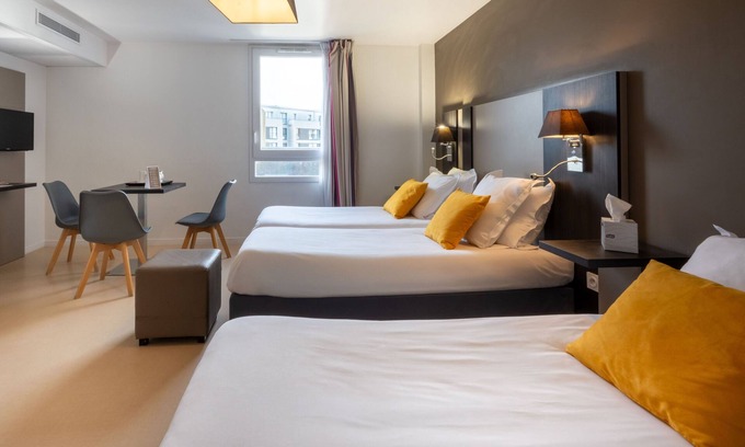 Bourg-l'Eveque Apartment | Wi-Fi + Cilmatisation ! Studio proche du Centre