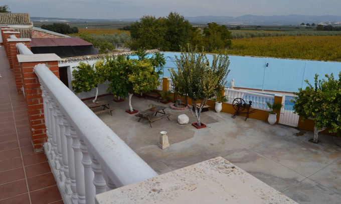 Moriles Cottage | Wide cortijo-lagar, located in the geographical center of Andalusia.