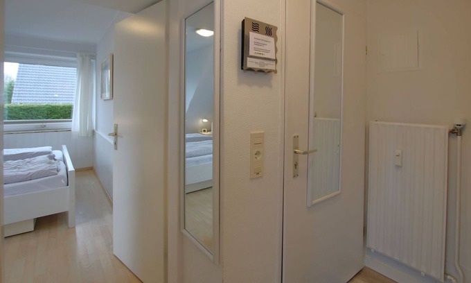 Wyk auf Foehr Apartment | Wiesenweg 9, Whg. 4 - Apartment with 2 rooms on approx. 42m² on the 1st floor