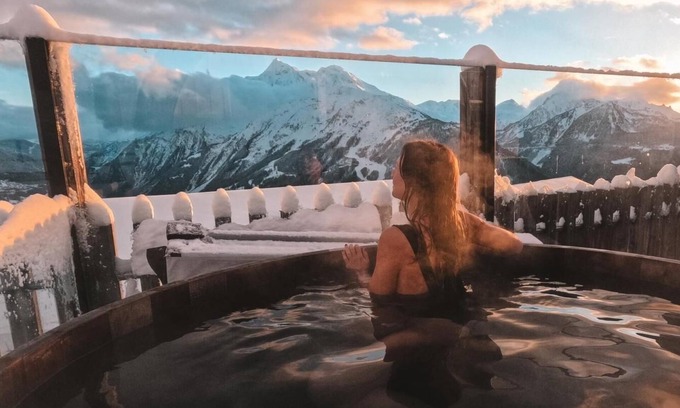Les Eucherts Apartment | Wifi, 150m from shops, swimming pool, sauna, hammam, balcony, tv, ski locker, 56m², La Rosière