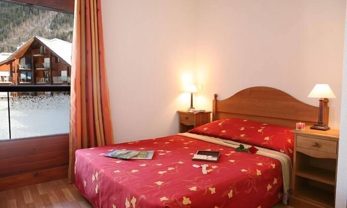 Les Contamines-Montjoie Apartment | Wifi, 50m from resort center, fitness, sauna, parking, ski locker, 48m², Les Contamines-Montjoie