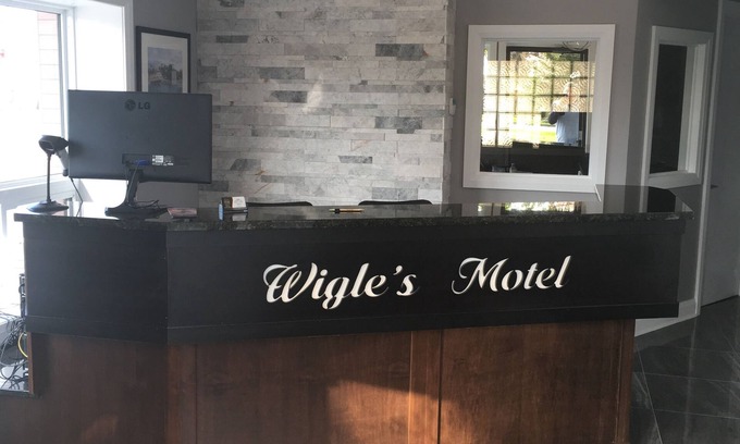 Leamington Hotel | Wigle's Motel