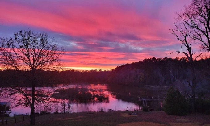 La Crosse House | Wild and Free: Lakefront Oasis on Great Creek!