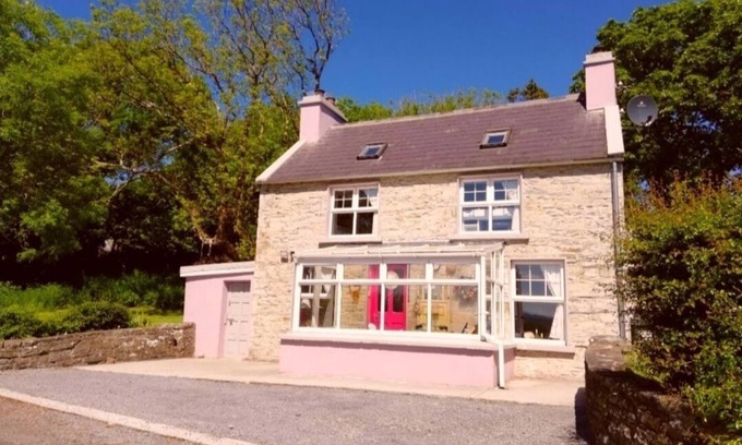 Doolin Cottage | Wild Atlantic Way cottage, 10km from Cliffs of Moher, 5km from Lahinch.