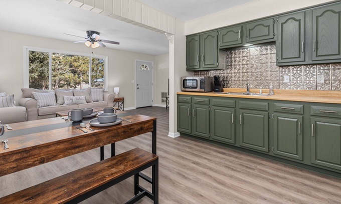 Wild Rose Cottage | Wild Rose Cottage on 10 Acres
