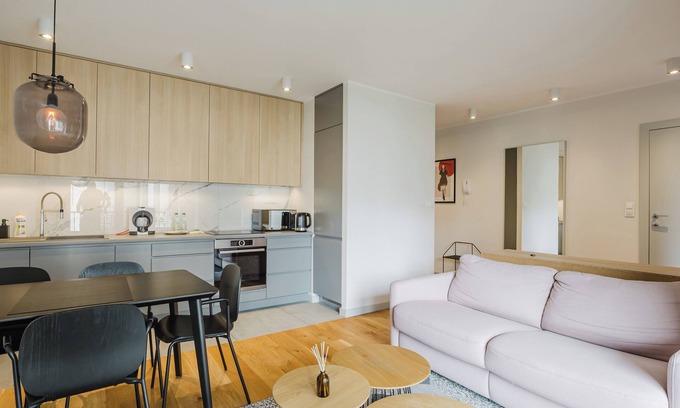 Wilda Apartment | Wilda Chic Apartment