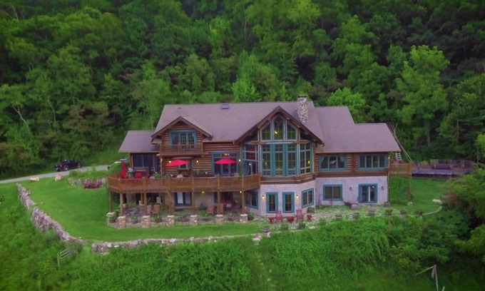 Leicester Bed & Breakfast | Wildberry Lodge