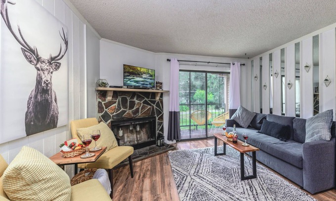 Ruidoso Condo | Wildcat Den | Serene Views + Near Local Attractions