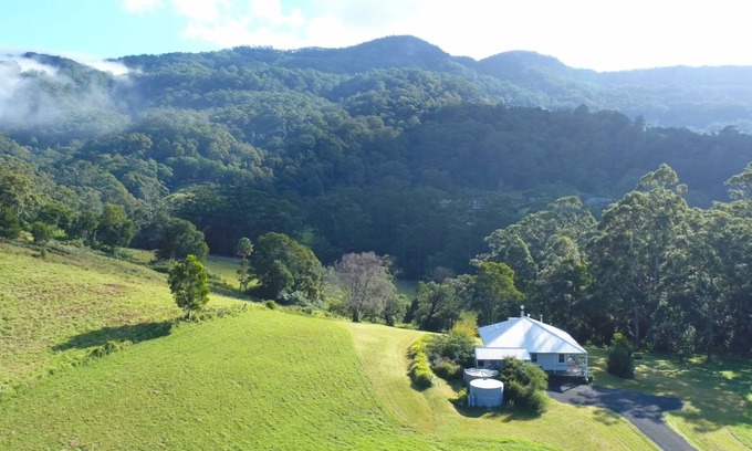 Broughton Vale Cottage | Wilderberry - Romantic Accommodation near Berry