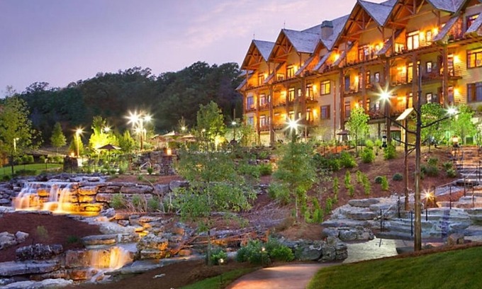 Big Cedars Cabin | Wilderness Club at Big Cedar - 3 Bedroom Presidential Cabin - July 4th Week