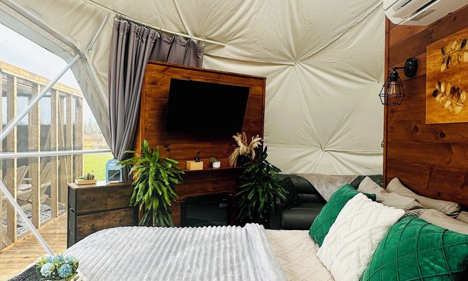 Pomquet Resort | Wilderness Dome Nature Escape! Full Amenities, Waterfront Views, Spa & Firepit
