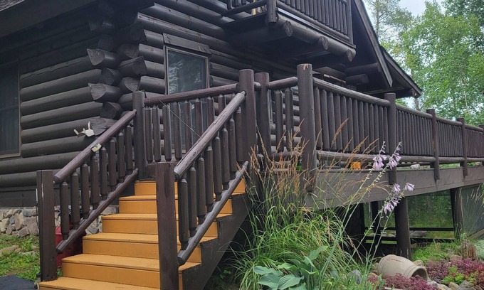 Isabella Cabin | Wilderness Log Home on the River,Near Ely,Up North,Lakes,Fishing,Pet Friendly