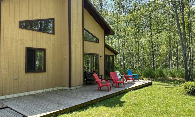 La Pointe Cabin | Wilderness Retreat - Secluded cottage tucked away in the Woods!