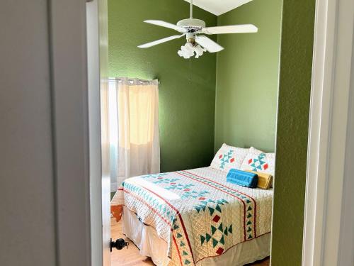 Hemet House | Wildflower Haven room